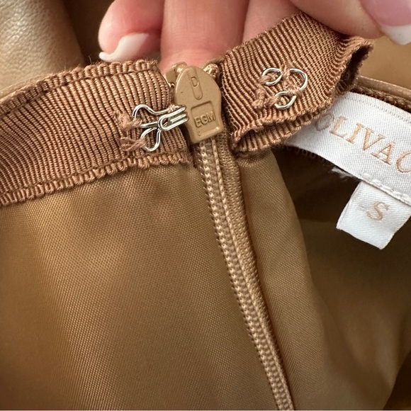 Olivaceous Faux Leather Mini Skirt – Camel Tan Utility Pockets, Size Small - Picture 6 of 16